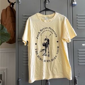 Brand New Zach Bryan The Burn Burn Burn Tour Tshirt Men’s Size Large